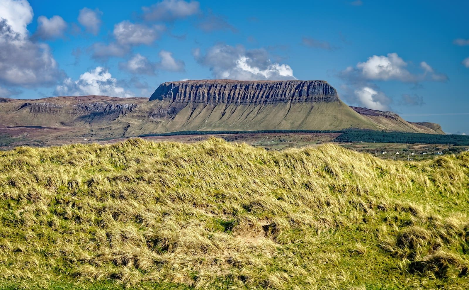 Benbulben walk - Benbulben Walk: Exploring Sligo's Table Mountain