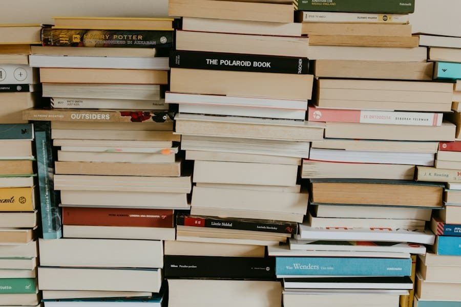 Photo starting a successful book club tips