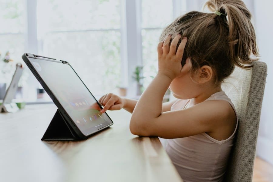 Photo reduce screen time gradually tips