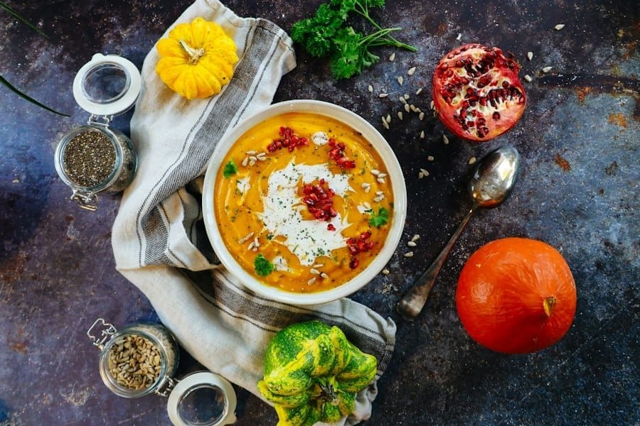 Photo healthy winter soups batch cooking budget