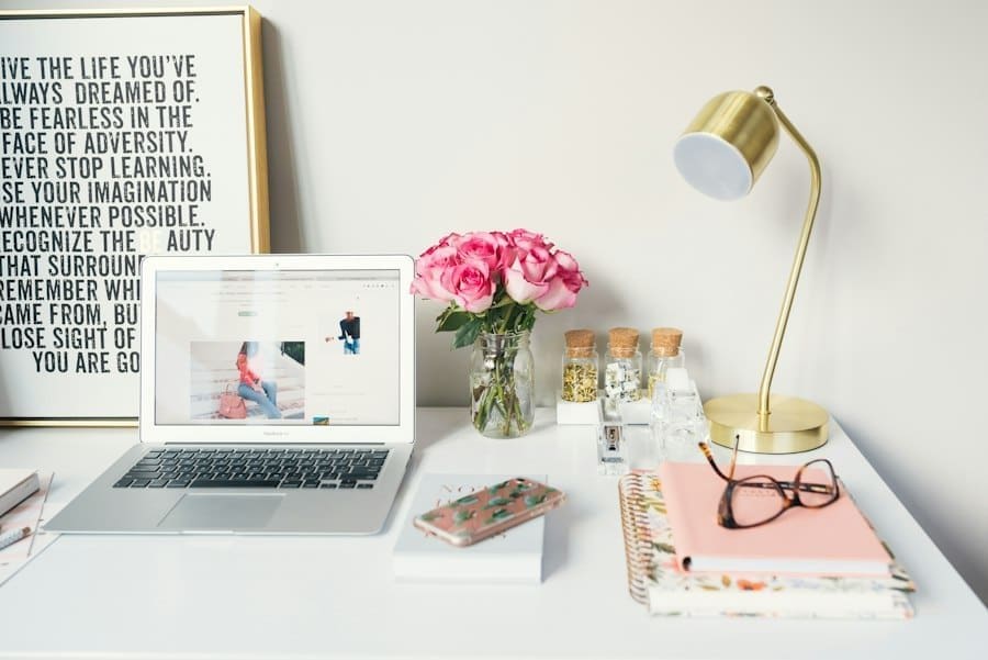 Photo remote work motivation tips